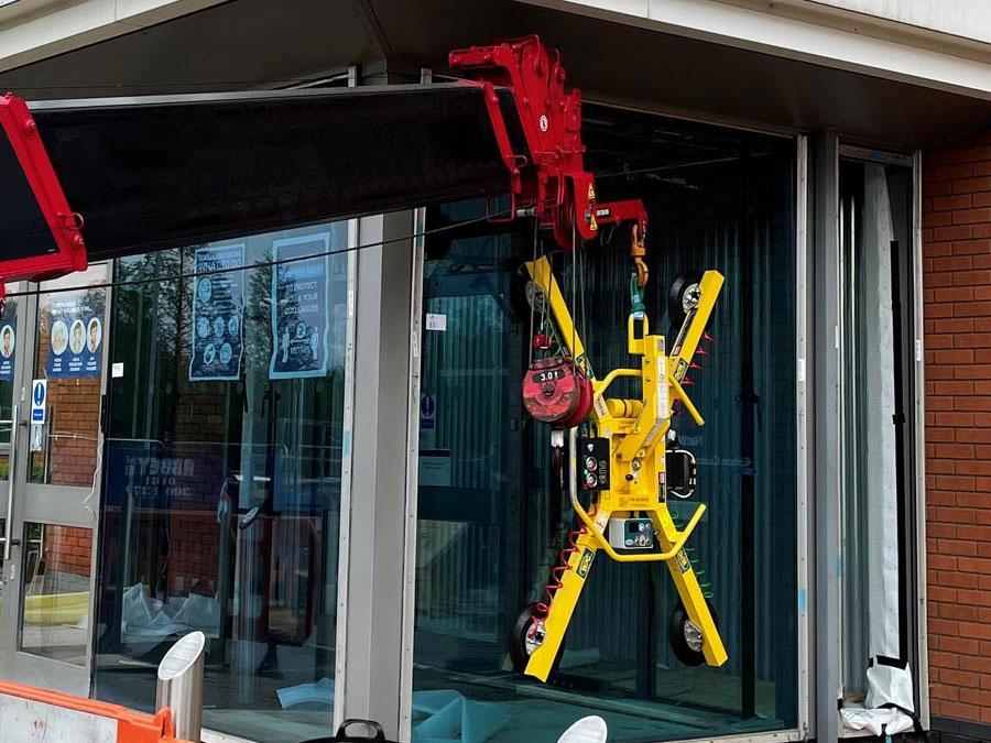 Glass lifter hire in Ireland